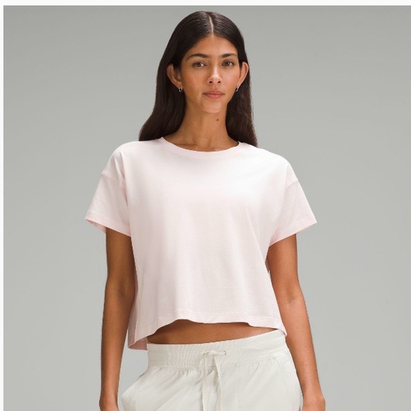 lululemon athletica Tops - LuLuLemon Cates cropped Tee